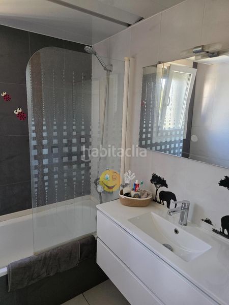 Foto e2174cd2-959c-4be3-8746-9fc049ebf8fb. Pis amb calefacció aparcament piscina a Calafell poble Calafell