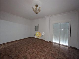 Semi detached house in Sta coloma 9. Adosado en tortosa