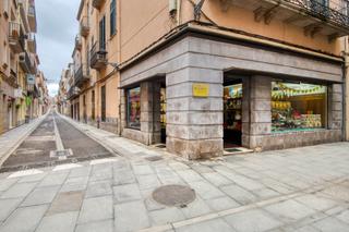 Local Comercial a De la rutlla 25. Local comercial en el corazón de sant feliu de guíxols