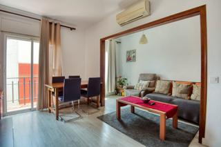 Etagenwohnung in Nou de sant antoni 13-17. Piso luminoso a 5 minutos de la playa y cerca del centro  sant f