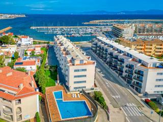 Duplex à Riells 116. Luminoso y espacioso dúplex con párking y piscina comunitaria