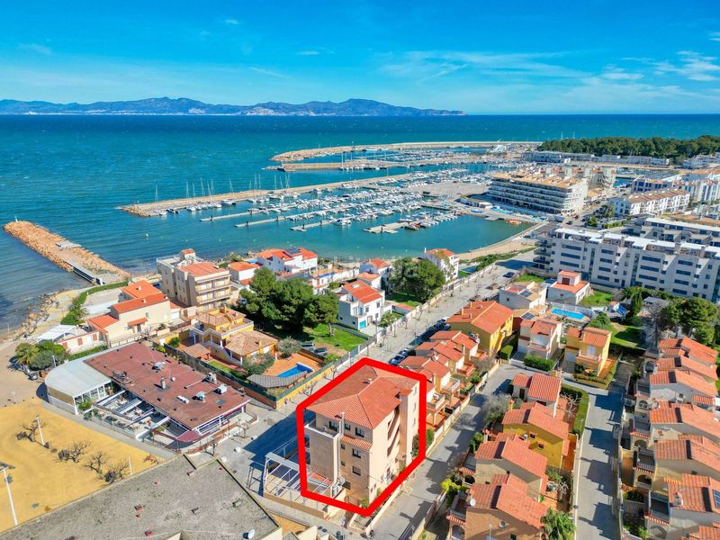 Foto 1f28fdee-35ff-44ed-b932-222c2e75a631. Apartament a Port - La Clota - Puig Sec Escala (L´)