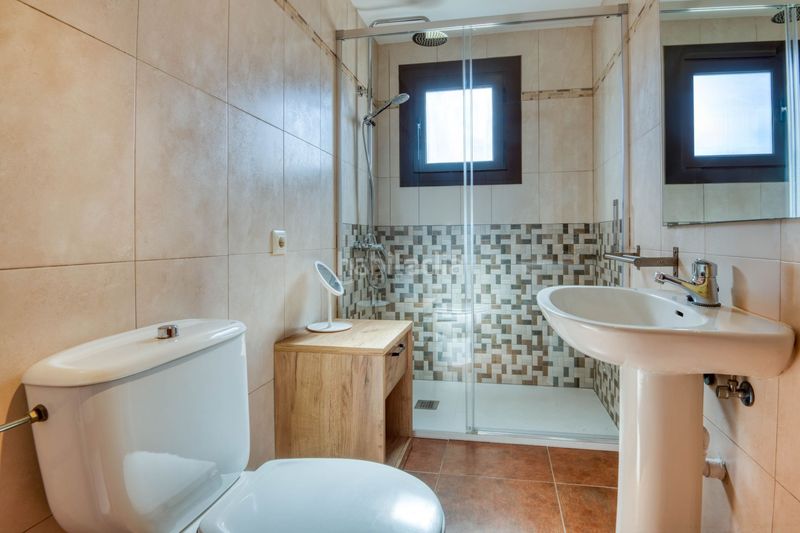 Foto f1cc55e4-f7ec-40d9-82b5-8e93a261406c. Apartament a Port - La Clota - Puig Sec Escala (L´)