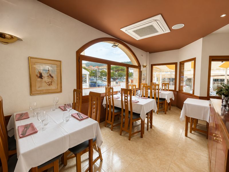 Foto bfc6c8ae-b32a-4f49-906d-de68625e4430. Local comercial a Tossa de Mar Tossa de Mar