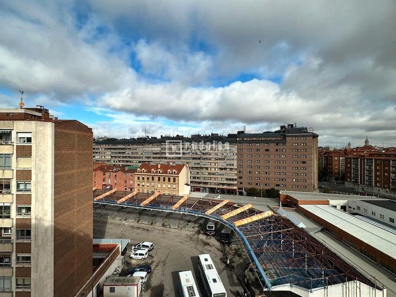 Foto b57cd2c1-bfd3-4191-a8aa-cbe8f8ff7f99. Rent flat in puente colgante 11 in Plaza de Toros Valladolid