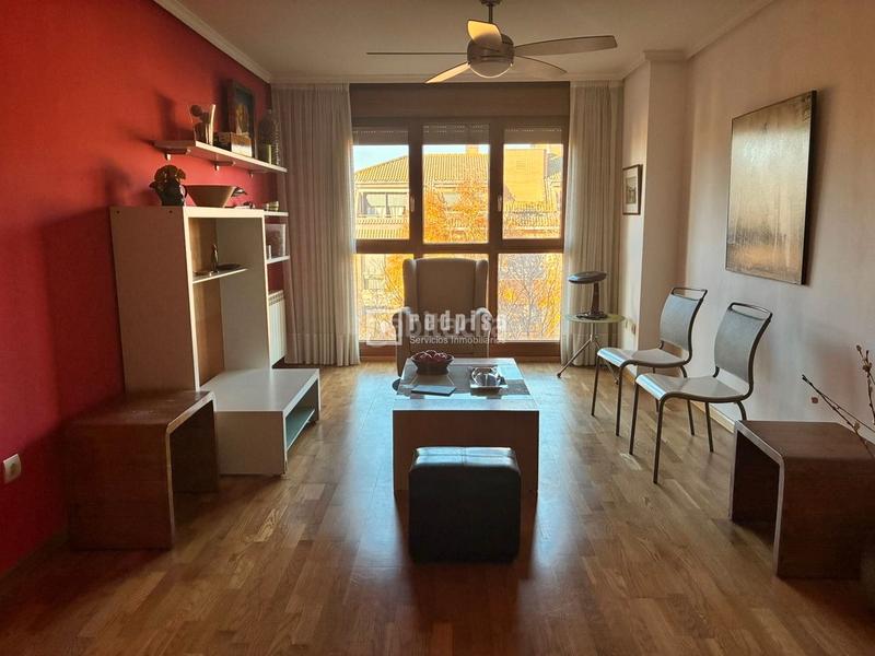 Foto 2b3476a0-da1d-4a20-9aa8-066ce0d05e56. Alquiler piso en de los castaños 31 tu nuevo hogar te espera en Covaresa! en Valladolid