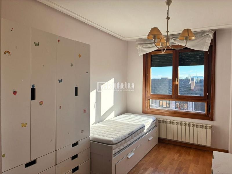 Foto 5cb0d629-d92d-40e5-aa60-4b3639172be6. Location appartement dans de los castaños 31 dans Covaresa Valladolid