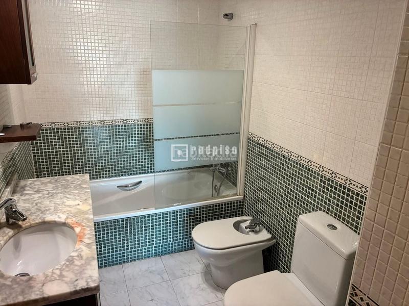 Foto 3f89a9b5-9a08-4982-9874-edc655ae552a. Rent flat in de los castaños 31 in Covaresa Valladolid