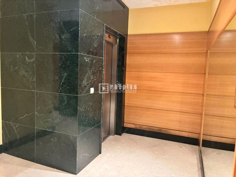 Foto b21fc1d3-6723-4f93-8f9c-4cd5bfb9845a. Rent flat in de los castaños 31 in Covaresa Valladolid