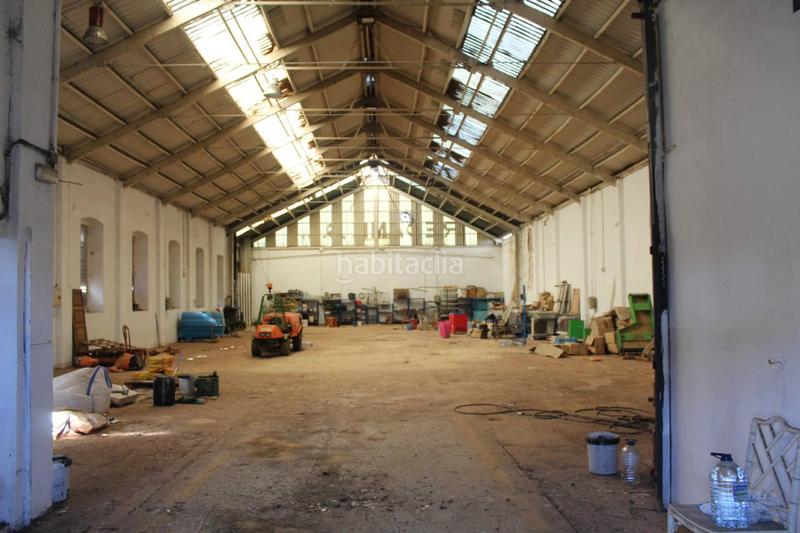Foto d260e209-8598-4a68-ab2b-aca0ce62c5dd. Bâtiment à usage industriel dans Antiga Moreira Sagunt