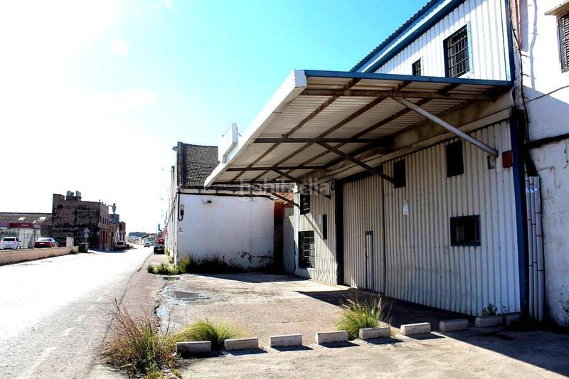Foto 53717153-e6e3-4d9c-bc08-03bdfb18c7f2. Nave industrial en Antiga Moreira Sagunt