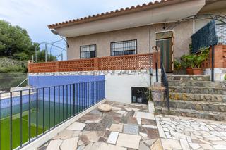 Casa in Vall d´Uixó (la). 127969 acogedora casa en montaña con vistas al mar  partida casa