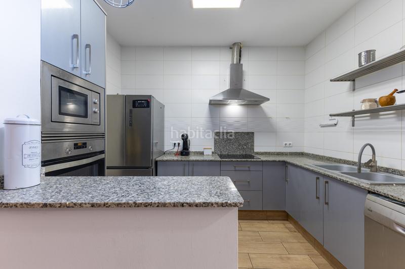 Foto 94a2c333-33c6-4b27-98f5-e64740100203. Towny house with parking in Centro puerto Sagunt