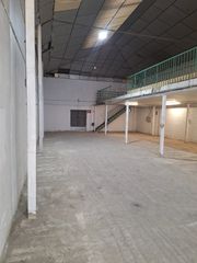 Fabrikhalle in Calle Pino Alepo