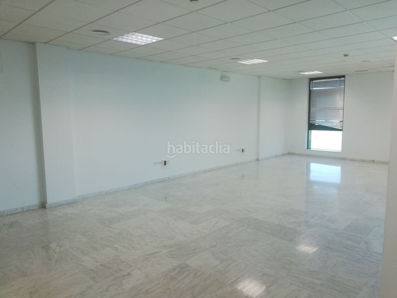 Foto c84d5b82-c079-4e54-bcee-747c2787e886. Affitto ufficio in Pisa Mairena del Aljarafe