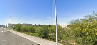 Solar industrial a Calle caucho 9. Parcelas en venta en el polígono la raya de aljaraque
