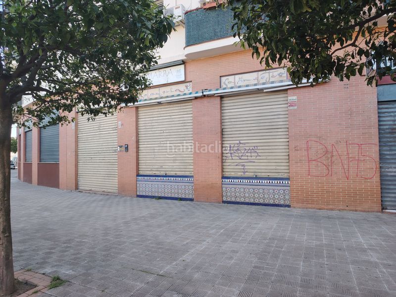 Foto 3d594497-21c8-407c-84cb-3a3792650570. Locale commerciale con riscaldamento in Centro Montequinto