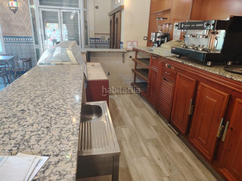 Foto fca1d6ea-404b-4fd7-9462-5ac867540935. Locale commerciale con riscaldamento in Centro Montequinto
