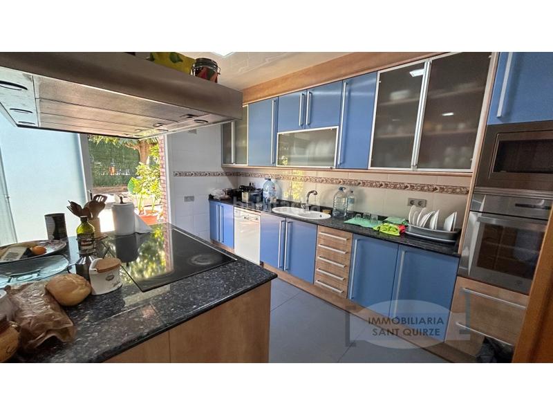 Foto 0e9a37d2-d71f-4e99-8aa8-a77b120a328d. Haus mit parking in Can Parellada Terrassa