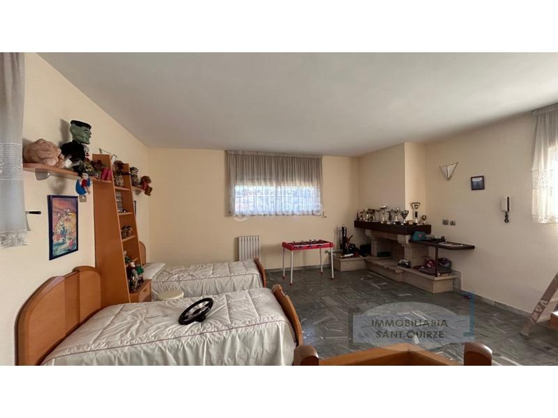 Foto 54c7bfc9-b463-467d-a15c-ee64b0ea3ce2. Haus mit parking in Can Parellada Terrassa