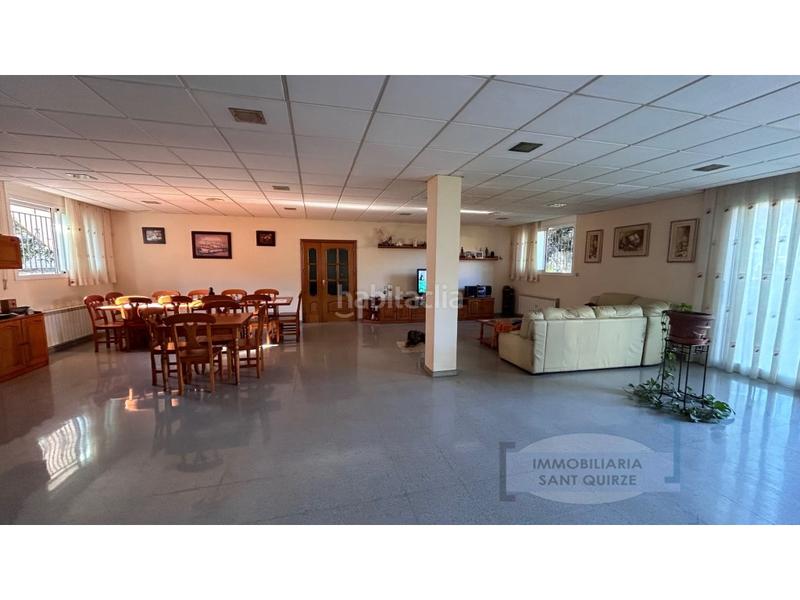 Foto 6e916efd-7b95-4923-8ae3-c6d6b3851351. Haus mit parking in Can Parellada Terrassa