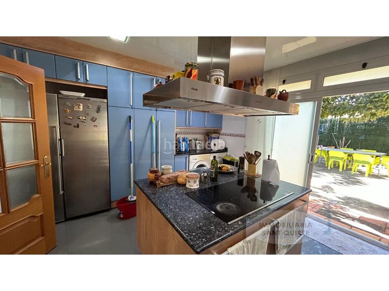 Foto a553d0df-f90b-4c94-80be-5839c49eb89f. Haus mit parking in Can Parellada Terrassa