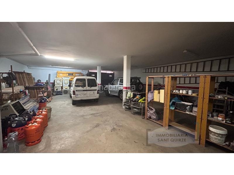 Foto def22f22-60e1-485d-8e7d-05391f7524de. Haus mit parking in Can Parellada Terrassa