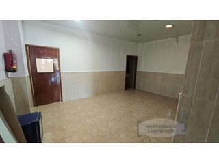 Local Comercial a Centre. Local en venta en centro