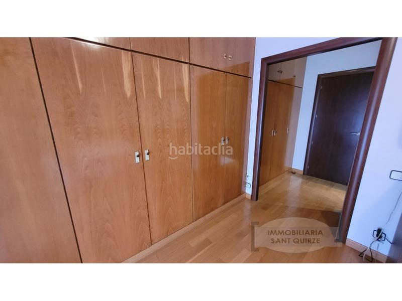 Foto 6c238270-0cae-40dd-b593-363af217e811. Casa con parcheggio in Centre Sant Quirze del Vallès