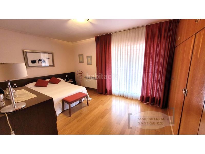 Foto ed6e232c-2410-4510-b55c-982b6f4752e1. Casa con parcheggio in Centre Sant Quirze del Vallès