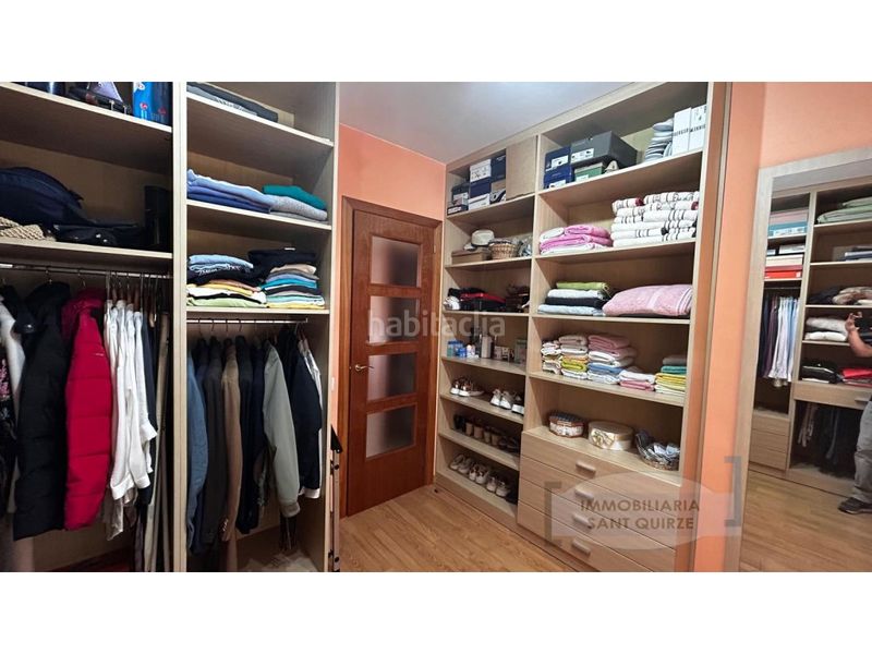 Foto 4a3e6f90-e12c-49ce-84da-b042ddb88880. Casa amb aparcament a Les Fonts Terrassa