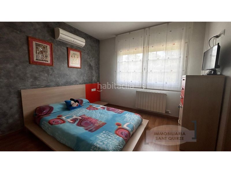 Foto b24e5d9e-c55f-49ed-9fd2-96fd062b445e. Casa amb aparcament a Les Fonts Terrassa