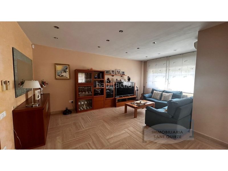 Foto bfdfd9af-8ffc-4c1d-91d1-7f455ba1e0c6. Casa amb aparcament a Les Fonts Terrassa