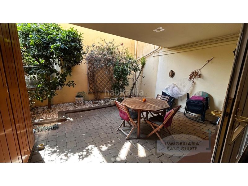 Foto 0a7b9aa6-04e7-4df3-a04d-a67d69481915. Casa amb aparcament a Les Fonts Terrassa