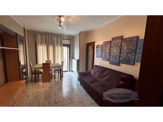 Appartamento in Les Fonts. Piso con balcon