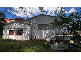 Xalet a Les Fonts. Chalet independiente con 576 m de parcela