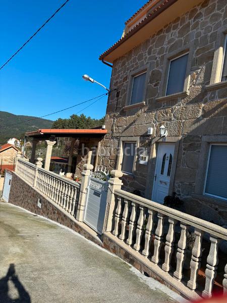 Foto cd9efd43-56ab-4ee5-ba81-637fe8fe8ca0. Chalet en estrada serres 20 maravilloso chalet con vista al mar en Muros