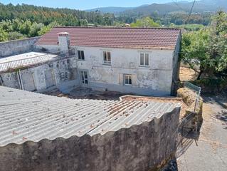 Casa  Dor. Casa en entorno rural
