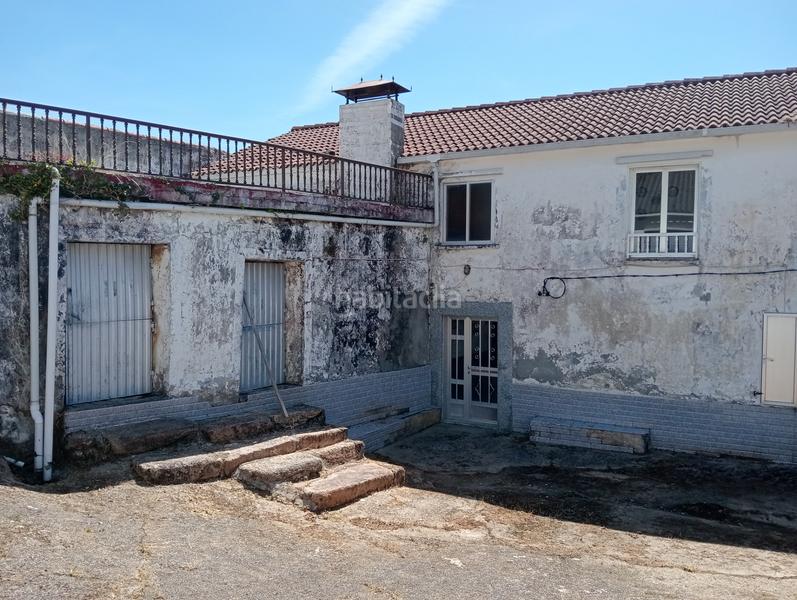 Foto eea183f0-bf95-43af-a265-65c7ceaaad76. Casa amb aparcament a Camariñas
