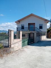 Casa a Aldea agrobello 44. Casa con vistas al mar en lira (carnota)