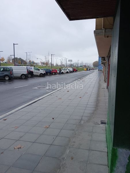 Foto 0224a503-5b6c-4888-9b9a-db18bb621a8d. Local comercial a Caranza Ferrol