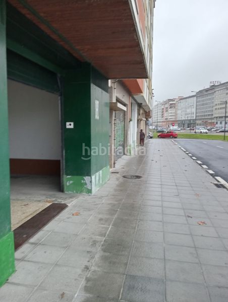 Foto c26298df-1fe5-412c-8779-e7bd9139a2c0. Local comercial a Caranza Ferrol