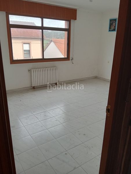 Foto 96c24351-6a23-4a80-b91c-7b143f9ae889. Edificio in lugar pazos arriba 136 in Ponteceso