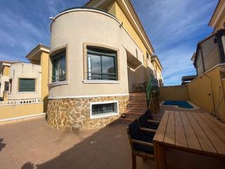 Maison  Miguel de cervantes. Bonito chalet independiente en la urbanizacion benfispark