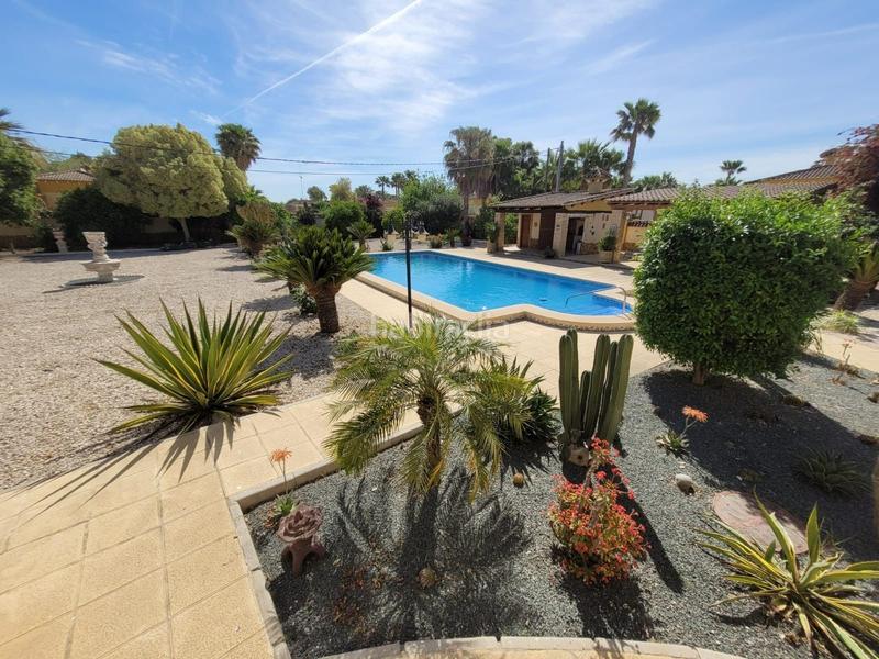 Foto cc2263c3-d641-4e6d-a46f-e5f1083c72bd. Bauernhof in Catral