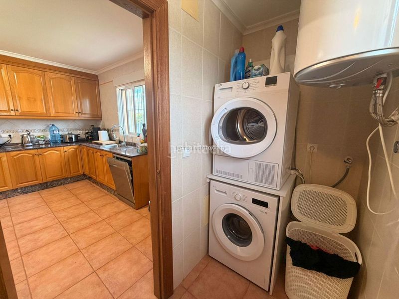 Foto fb577d58-74ba-4324-95af-a7b61c5215c2. Casa amb calefacció aparcament piscina a Catral