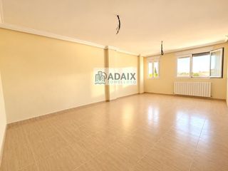 Pis a Socuéllamos. Piso en venta en  socuéllamos, ciudad real