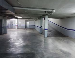 Aparcament cotxe a Tomelloso. Garaje en venta en  tomelloso, ciudad real