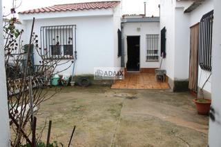 Rez-de-chaussée à Tomelloso. Planta baja en venta en  tomelloso, ciudad real
