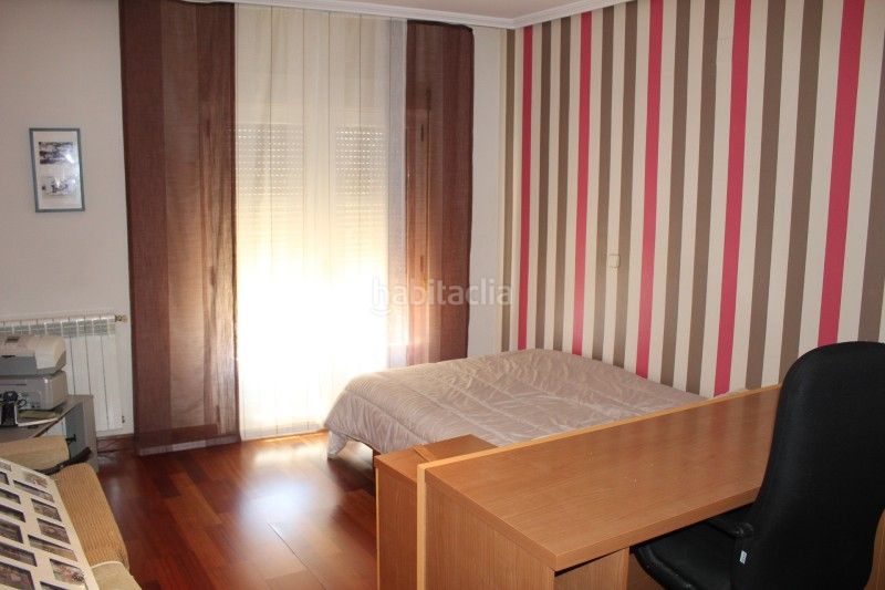 Foto 586043f3-6945-4e8a-b46d-b37ab8a13e3e. Casa amb calefacció aparcament piscina a Tomelloso